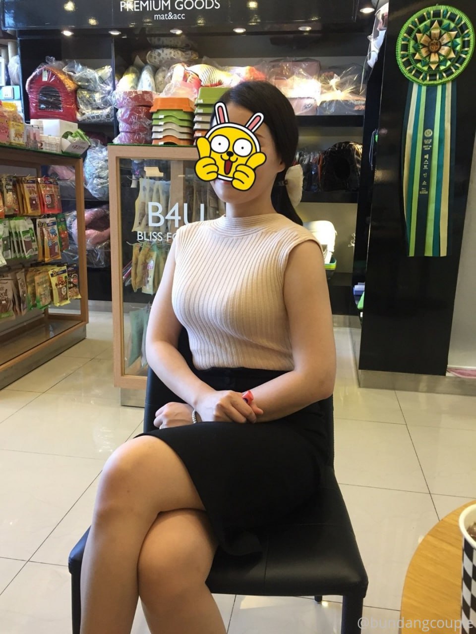 【2023_03_10】Slightly_prominent_pink_Liu_Lun&D_C_C_G_posture_Eat.m4v